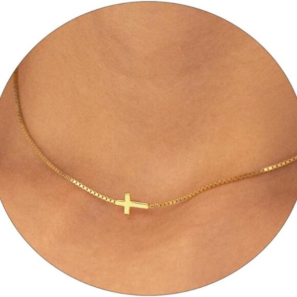 Gold Cross Necklace for Women Dainty Diamond Cross Pendant Necklaces Non Tarnish - Picture 1 of 7